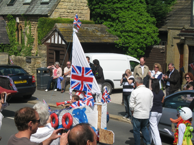 The procession - Jubilee 4th June 2012